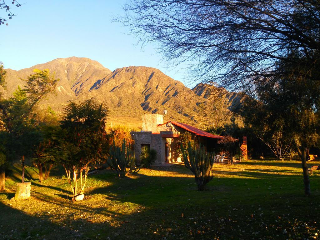 לה ריוחה Cabanas Altos Del Velazco מראה חיצוני תמונה